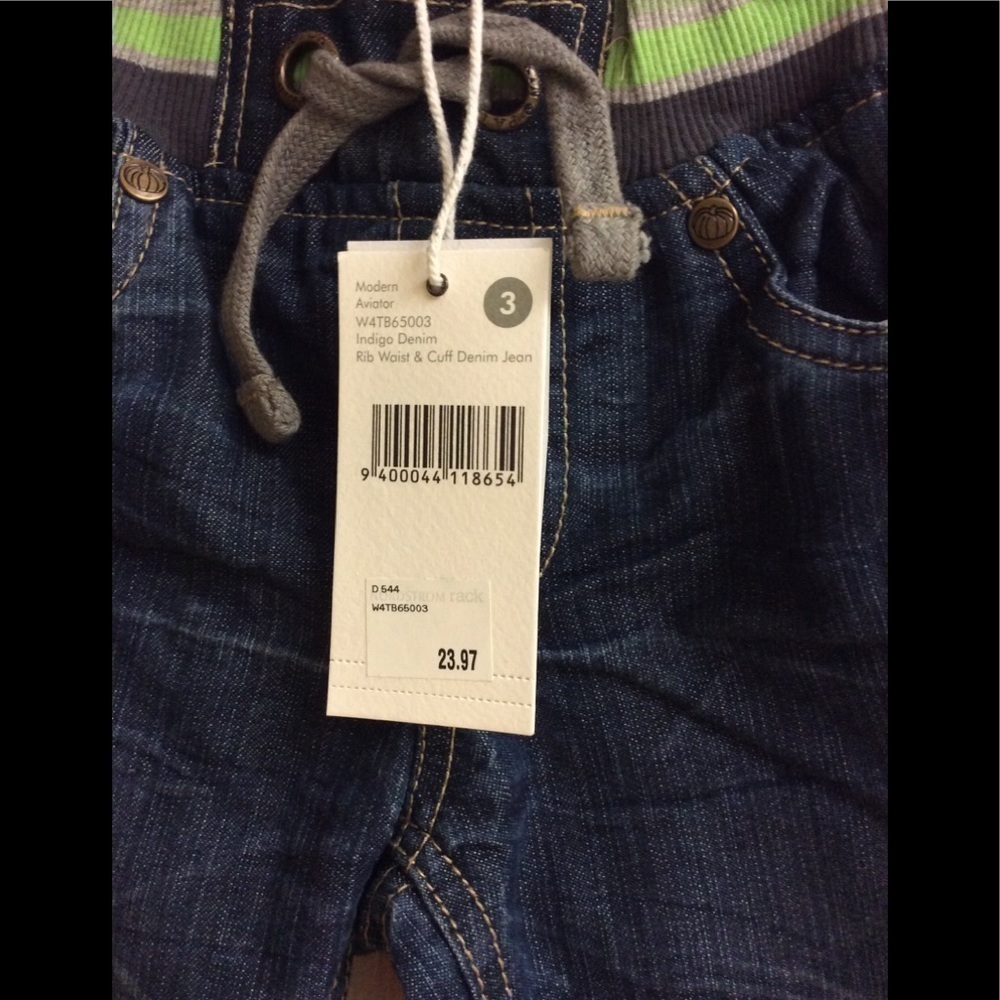 Jeans - Picture 2 of 7